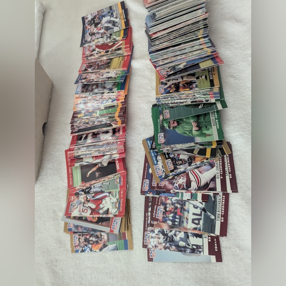 Vintage 90s Pro 1 Set Football Cards View 4